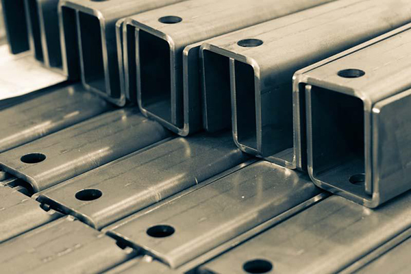 Types of Stainless Steel Sheets and Uses